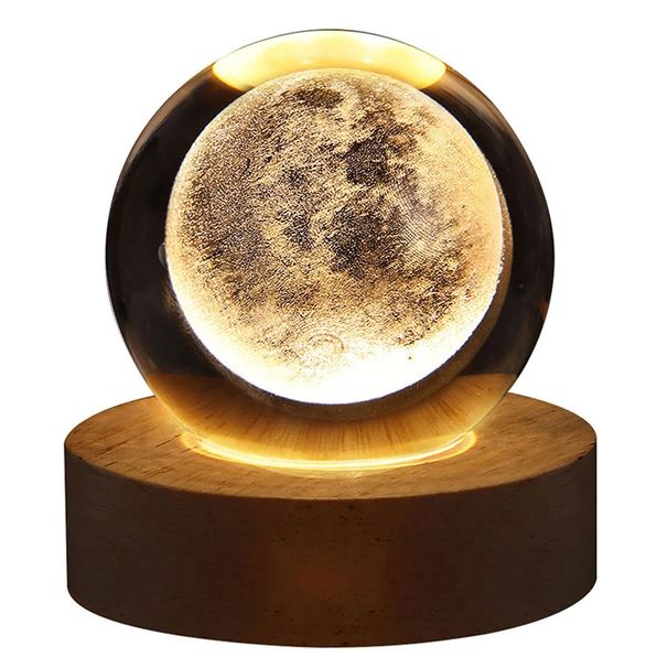 Lampe boule de cristal 3D unique avec projections galactiques et planétaires, veilleuse USB pour une atmosphère chaleureuse. Boule plasma_voghion.com