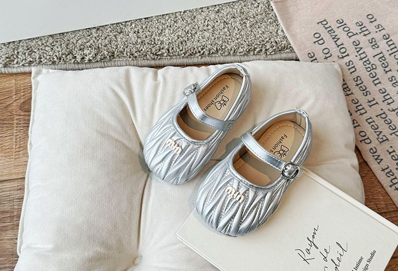 Korean Style Girls' Leather Shoes for Spring and Autumn_voghion.com