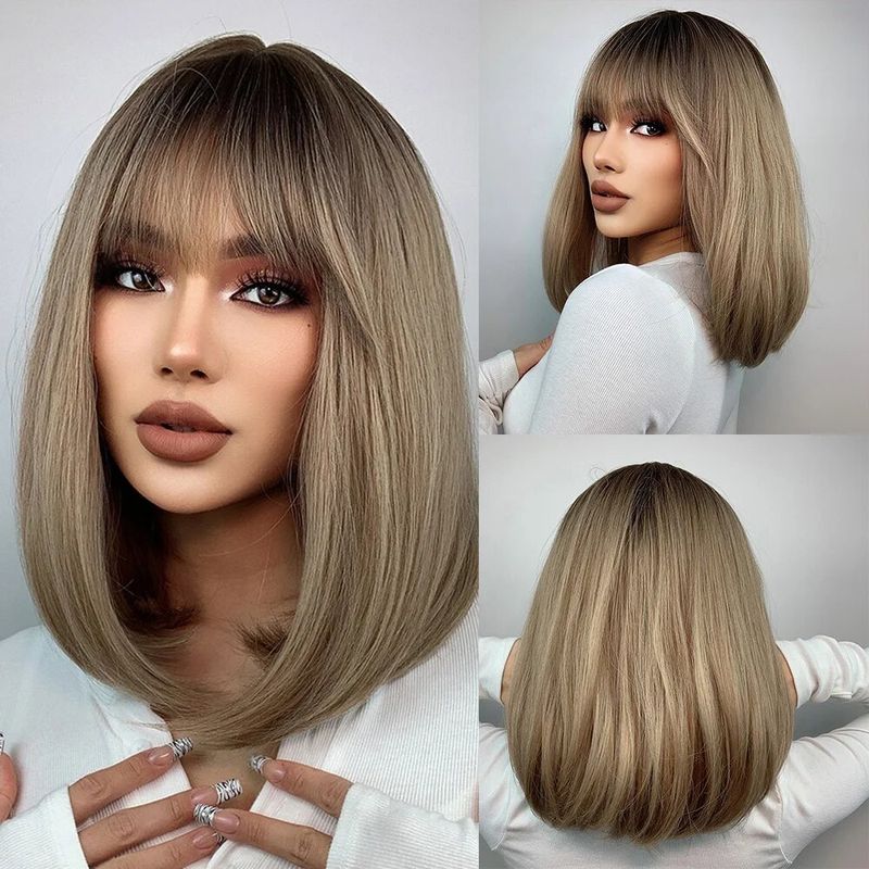 Parrucche sintetiche lisce di media lunghezza Parrucca di capelli naturali color rame e zenzero con frangia per donne Parrucca Bob per cosplay quotidiani Resistente al calore_voghion.com