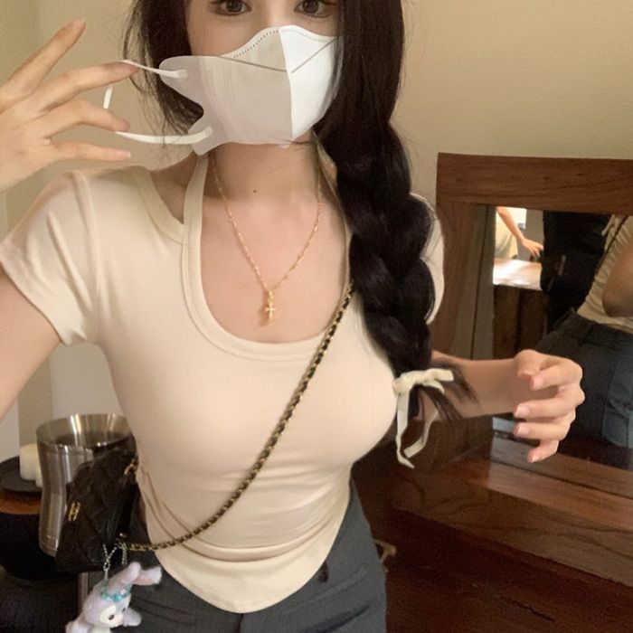 Nuova maglietta da donna con maniche lunghe e spalline sottili e design estivo, con colletto allacciato e design irregolare, corta_voghion.com