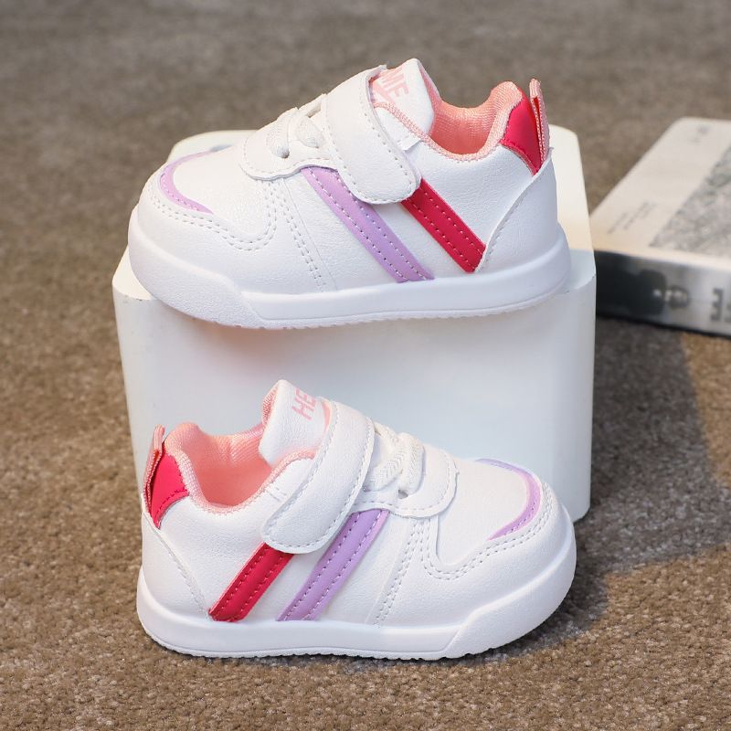 Roupas infantis Tênis infantis 2024 novos sapatos esportivos leves e antiderrapantes para bebês, calçados casuais da moda infantil de pequeno e médio porte_voghion.com