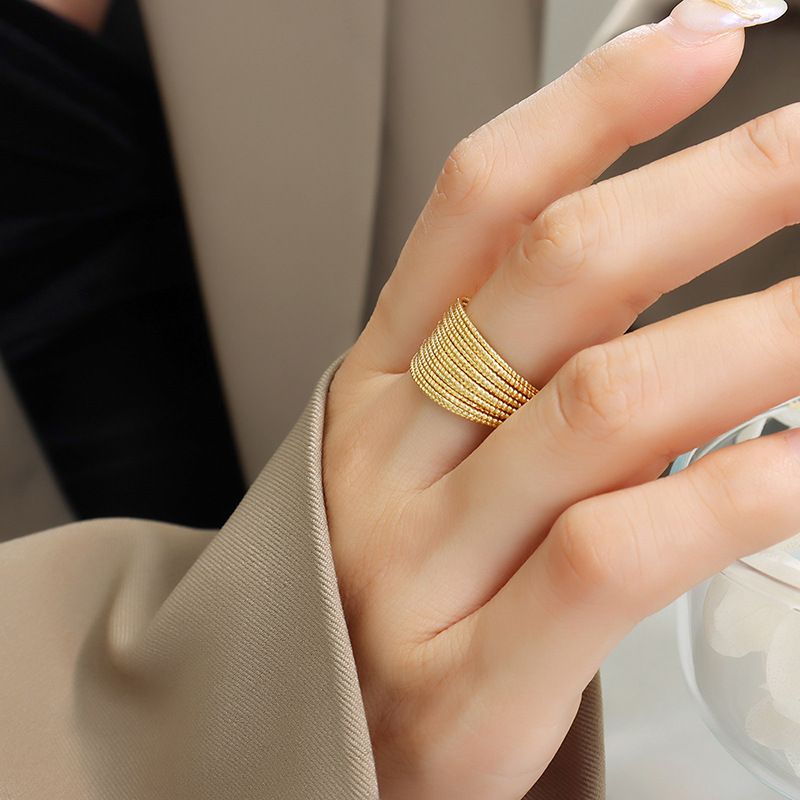 Anelli impilabili geometrici a cerchio aperto da donna in oro e rame color argento, per l'uso quotidiano, taglie dalla 5 alla 9_voghion.com