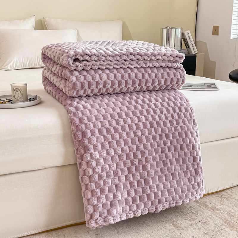 Thickened and Warm Solid Color Golden Turtle Beibei New Farley Coral Velvet Gift Blanket_voghion.com