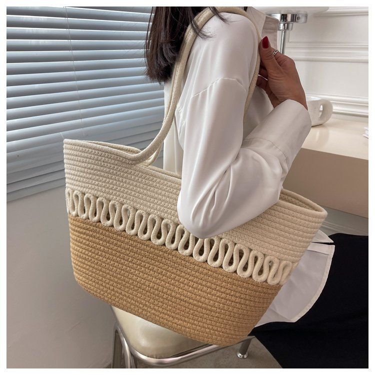 Forår og sommer niche græs til kvinder i 2024, nye trendy bomuldstråd vævede strandtasker, stor kapacitet single_voghion.com
