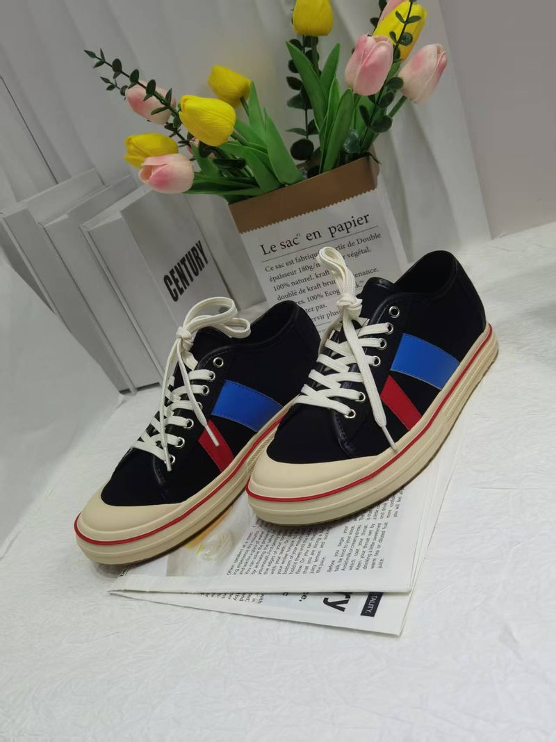Neue multifunktionale Sport- und Freizeitschuhe aus Canvas für Damen mit Schnürung_voghion.com