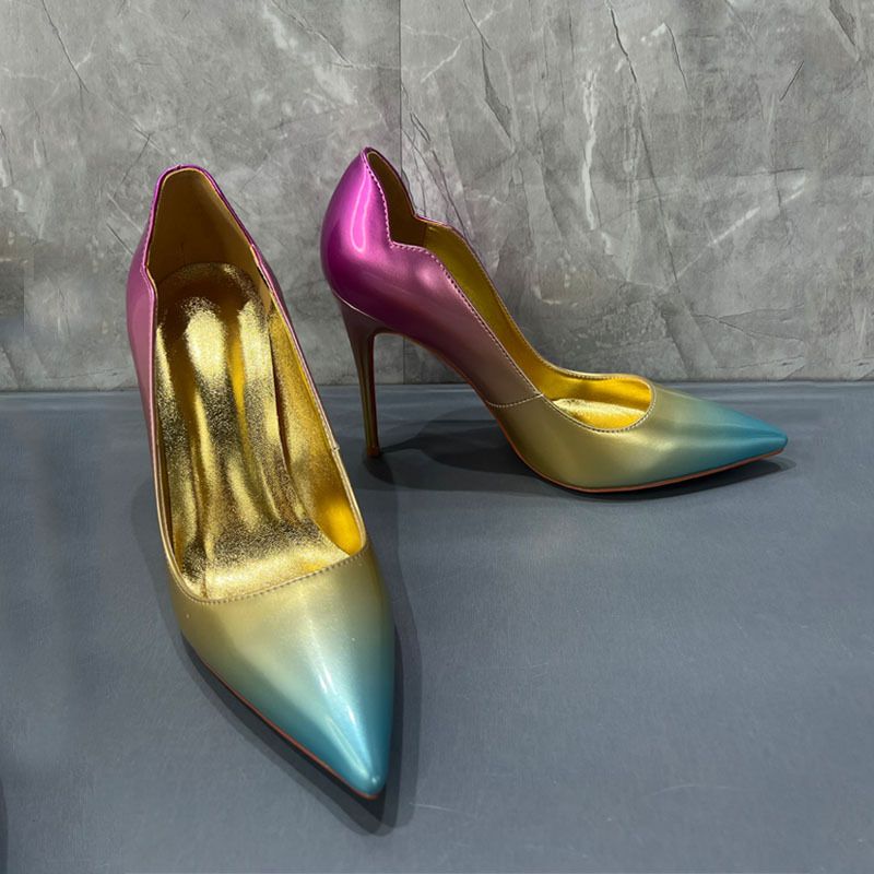 2025 Spring New Red Bottom Sexy Pointed Fine Tailored Shoes For Women's Banquet Style Gradient High Heels_voghion.com