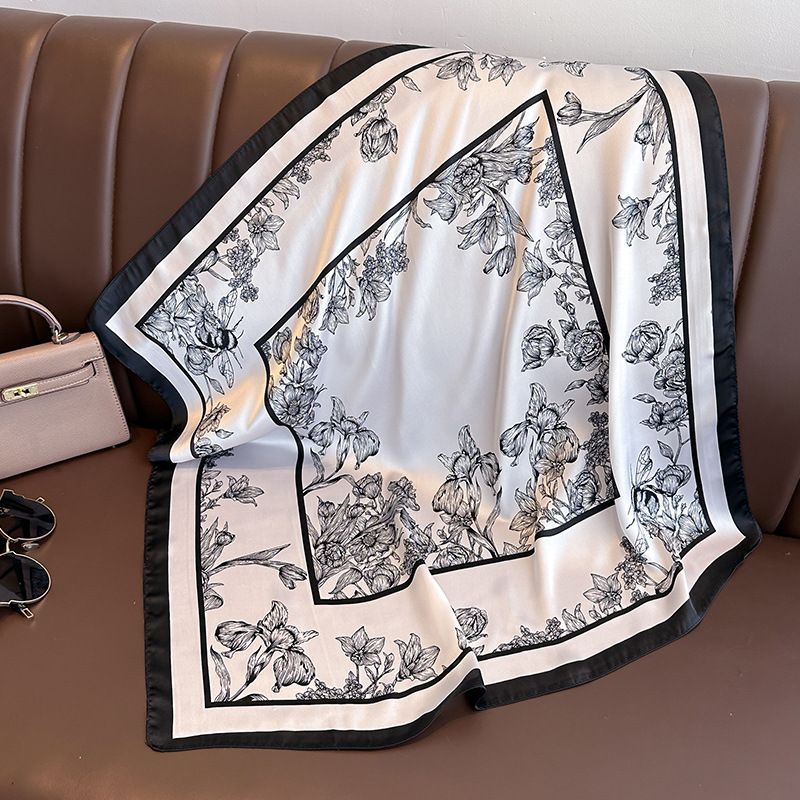 Silk Women's Art Fragmented Flower New 2023 Temperament Small Square Korean Edition Decorative Shawl Warm Scarf_voghion.com