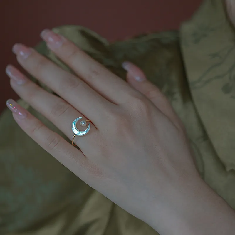 Color VENUS Gold Moon Ring for Women Girl Birthday Gift Korean Fashion Shell Pearl Jewelry Dropshipping Wh_voghion.com