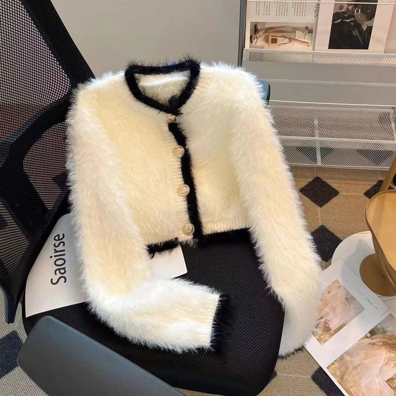 Damenbekleidung Kontrastfarbene Pulloverjacke Süße Color-Block-Strickjacke Kurzer Strickpullover für Damen Weicher Kunstnerzmantel Winter Gemütlich Elegant_voghion.com