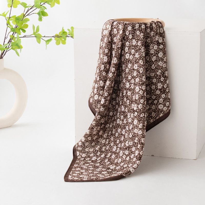 Artistic small square floral print, simulated silk sun neck protection, scarf, versatile shirt, professional scarf_voghion.com