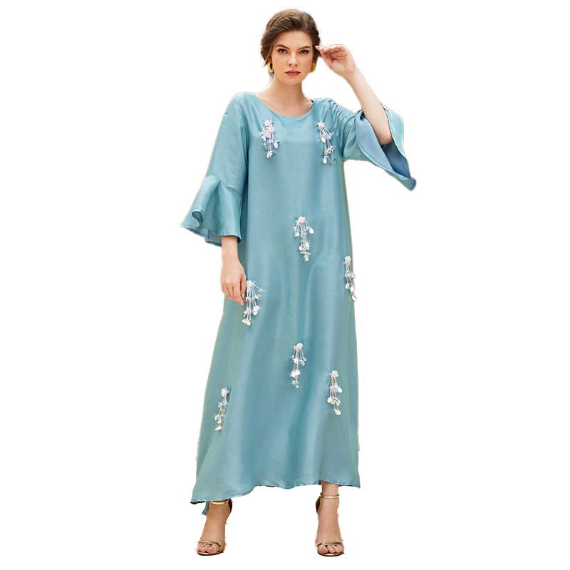 Abito musulmano in raso con perline e paillettes_voghion.com