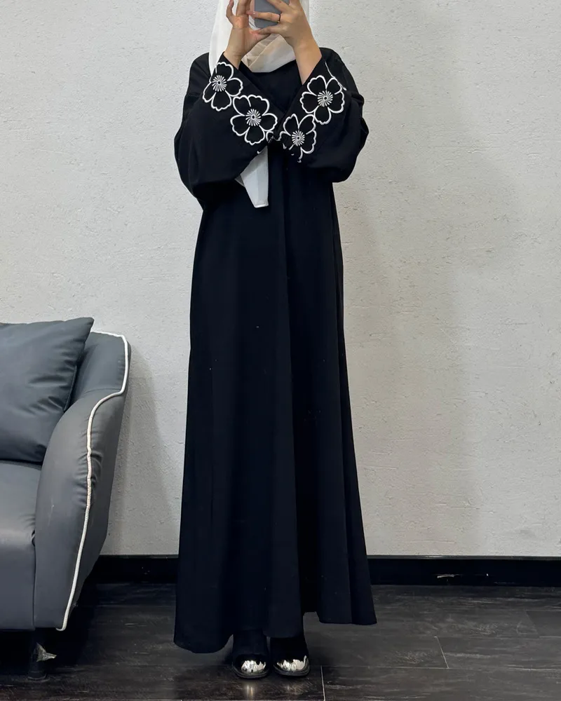 Women's Clothing Dubai Arabic Embroidery Embroidered Robe Fashion Abaya Robe Long Skirt Spot_voghion.com
