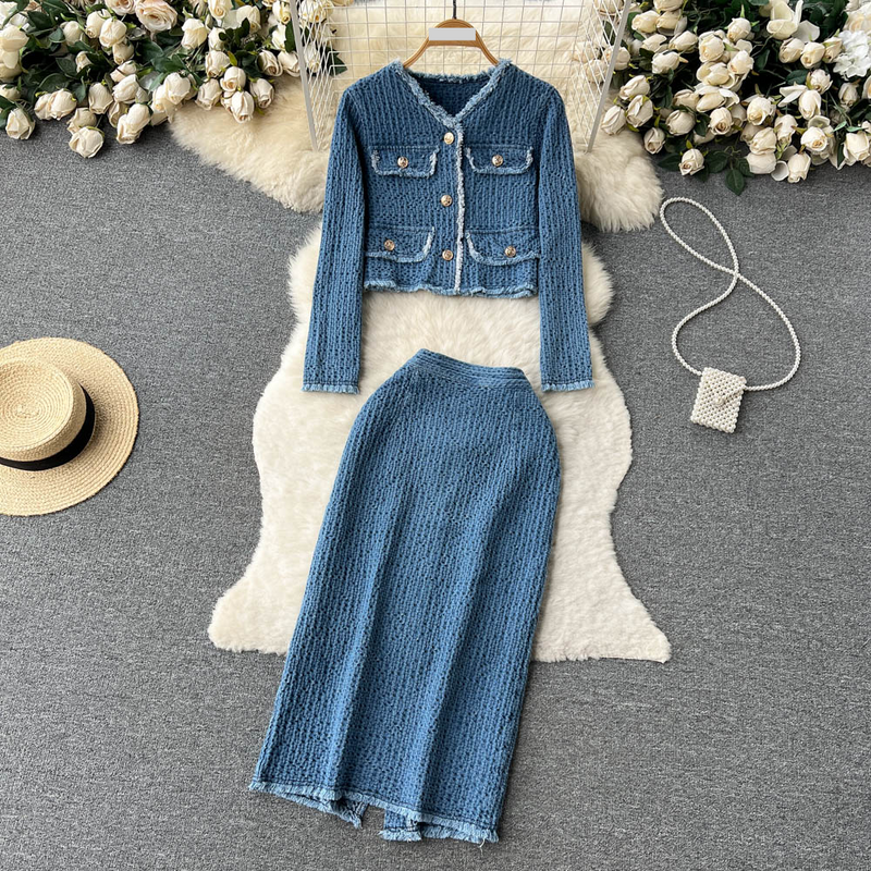 Dametøj Forår og efterår kendis denimdragt til kvinder kort denimjakke med rå kanter + splitnederdel, jakkesæt i to dele_voghion.com