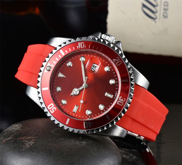 Orologio da uomo Classico e alla moda Orologio da uomo al quarzo con cronometraggio in stile business in acciaio inossidabile con cinturino in gomma Orologio da uomo_voghion.com