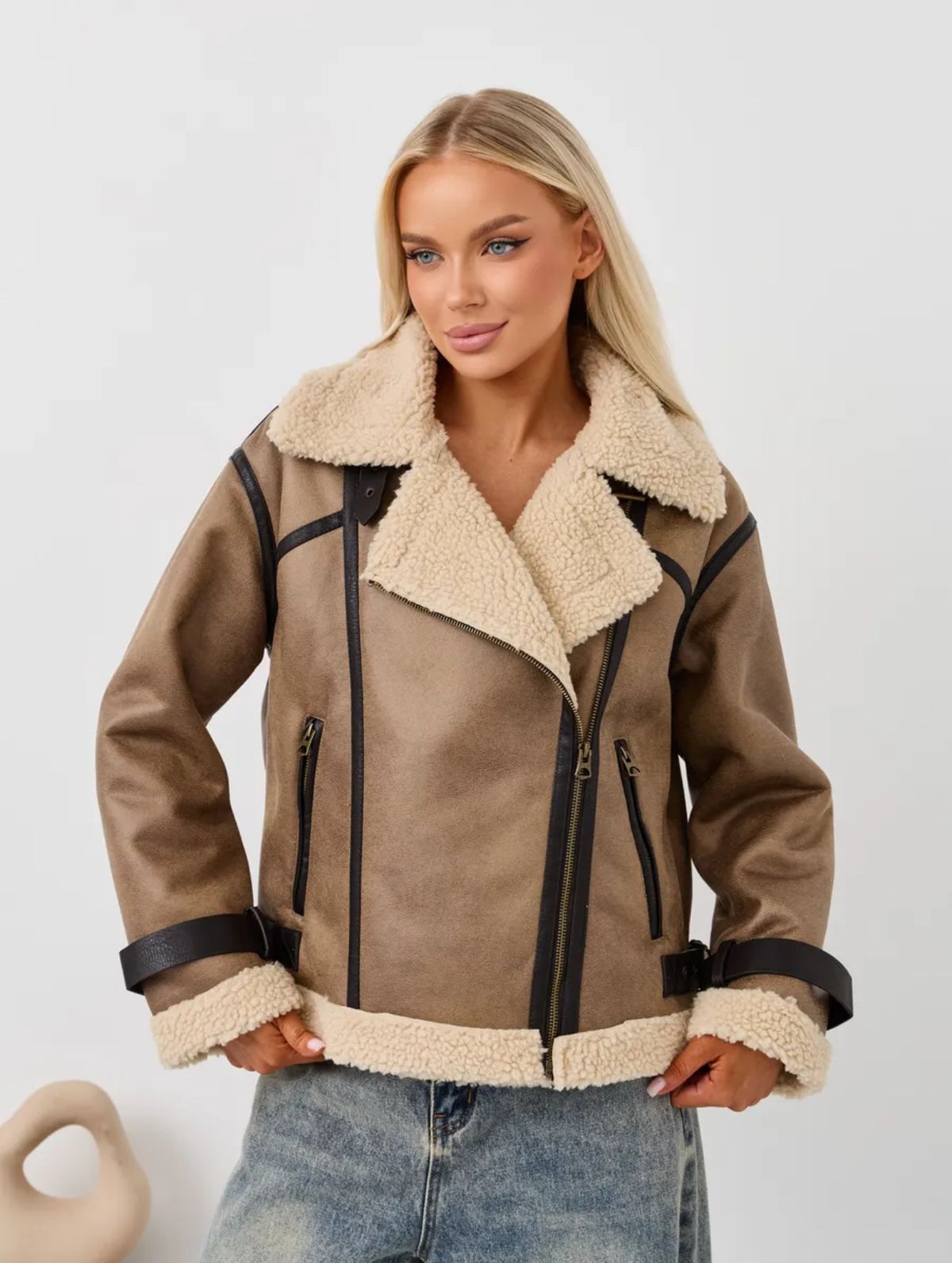 Kabile Kemerli Koyun Postu Ceket (Fermuarlı Cepler + Katmanlı Yaka)_voghion.com