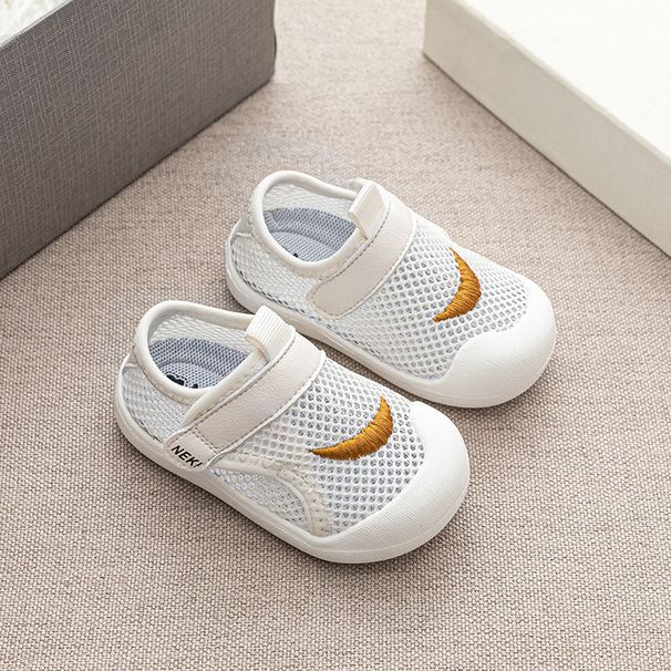 Sandali traspiranti con suola morbida per bambini, da passeggio, per donne, estate 2023, nuovi, con traforo, per un bambino di tre anni_voghion.com