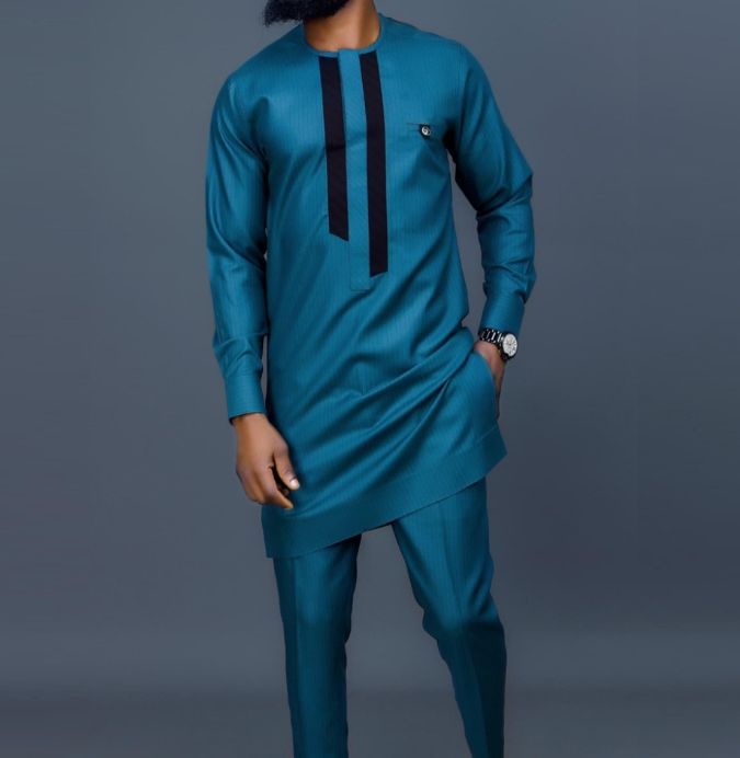 Abbigliamento da uomo Abito casual da uomo in stile etnico Camicia patchwork in tinta unita a 2 pezzi a maniche lunghe e completo di pantaloni_voghion.com