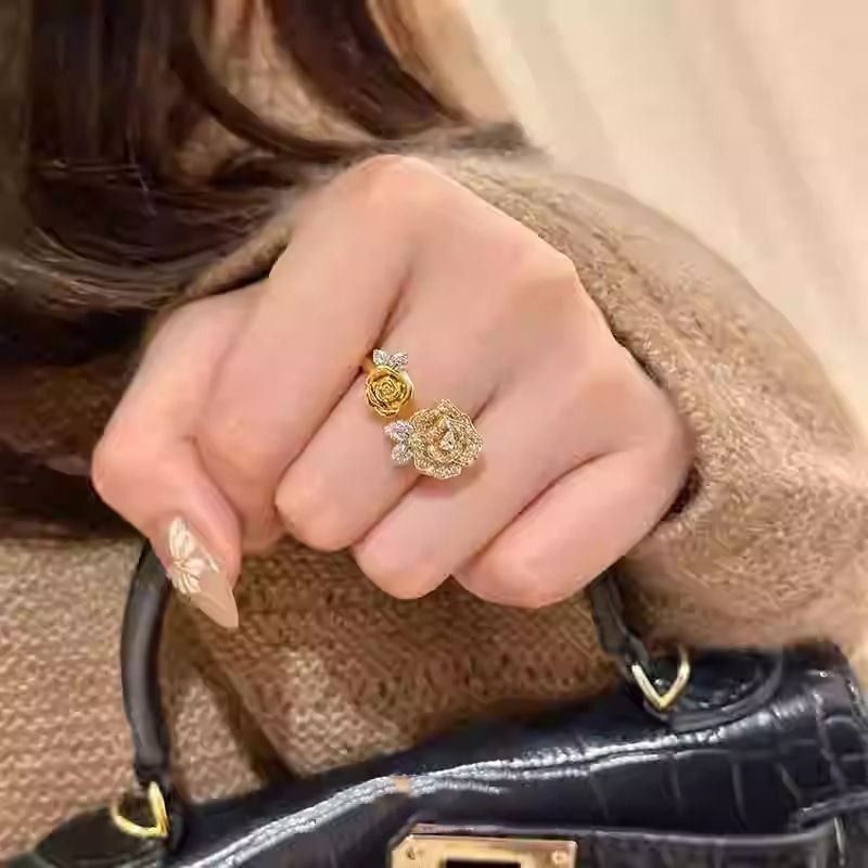 Bague ouverte en or véritable avec zircone électrolytique, design simple et discret, bague pour index, fabrication haut de gamme, faite à la main_voghion.com