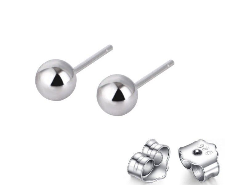 Orecchini a bottone con sfera rotonda in argento sterling 925, finitura lucida, chiusura a farfalla, H8_voghion.com