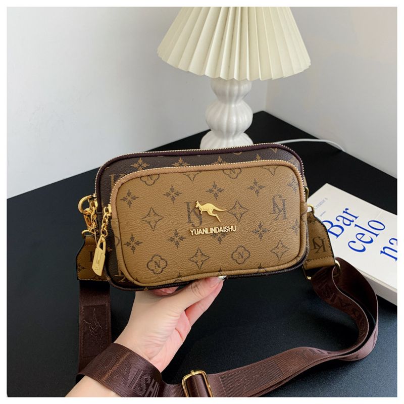 New Retro Fashion Printed Shoulder Bag Ladies Small Square Bag Messenger Bag Breast Bag_voghion.com