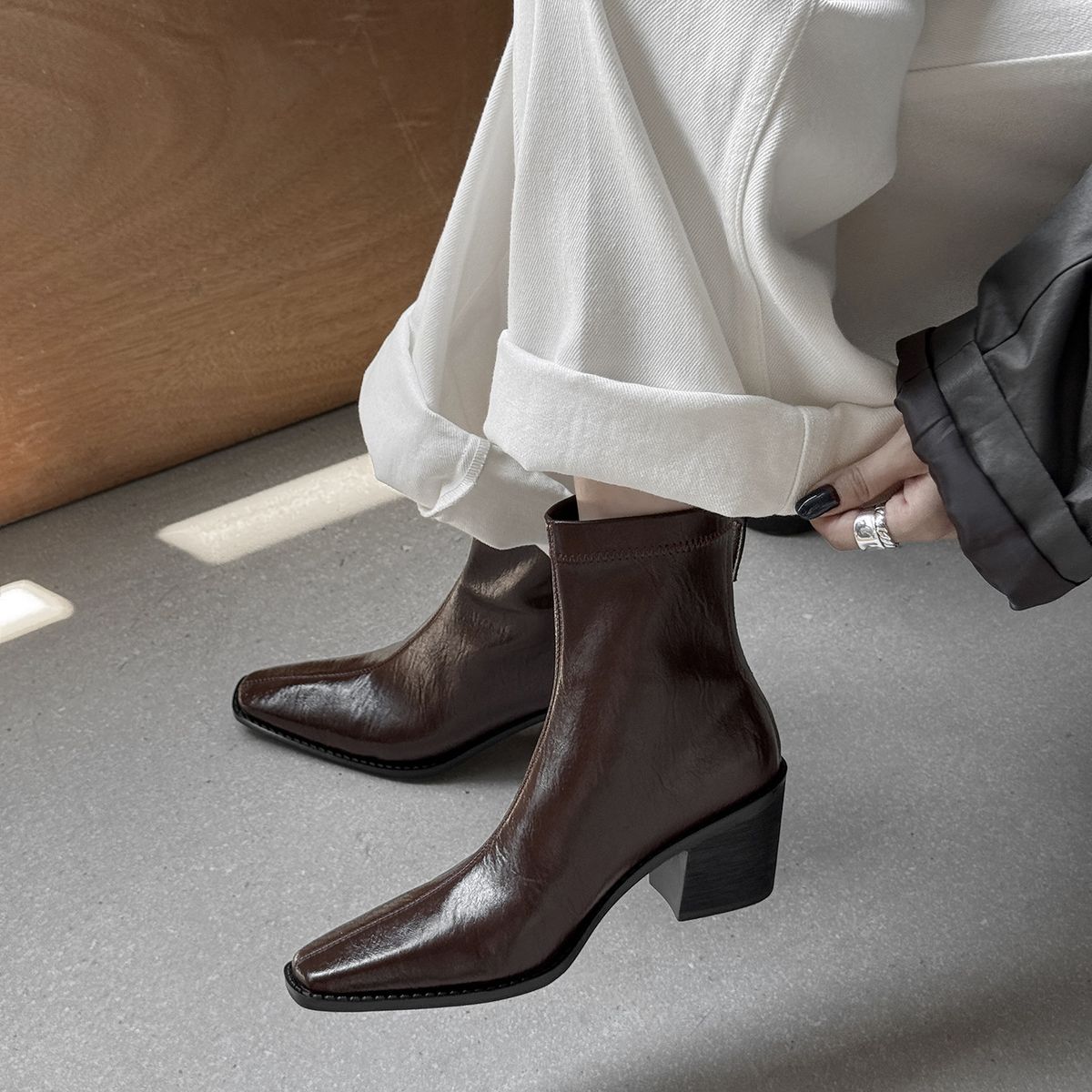 Leise Sohle! Stretch-Stiefeletten in Kaffeebraun für Damen, kurze Stiefeletten mit klobigem Absatz, ideal für Pendler, Herbst/Winter, Retro-Look, Schwarz_voghion.com