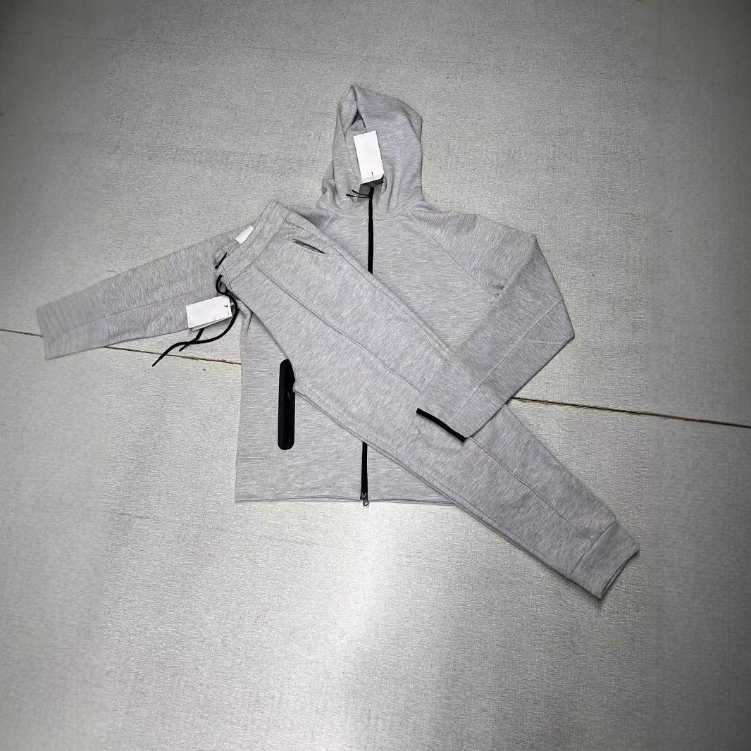 2025 Herren-Kapuzenpullover, gestrickte Sportjacke, 7922, lässiges Jogginghosen-Set_voghion.com