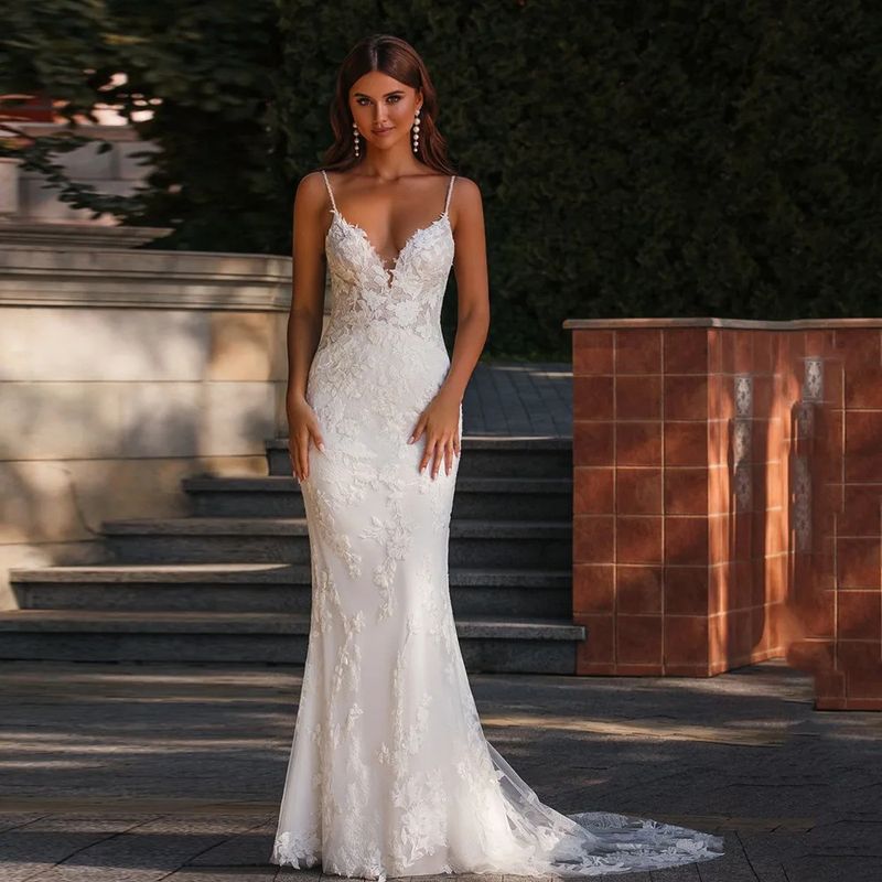 Vêtements pour femmes robe de mariée légère en écharpe nouvelle mariée queue de poisson hors de la porte fil haut de gamme robe en dentelle petite queue femme_voghion.com