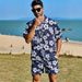 Blumen Kurzarmanzug Hawaiianischer Strand lockerer Urlaubsanzug Hemd Shorts zweiteiliges Set für Herren_voghion.com