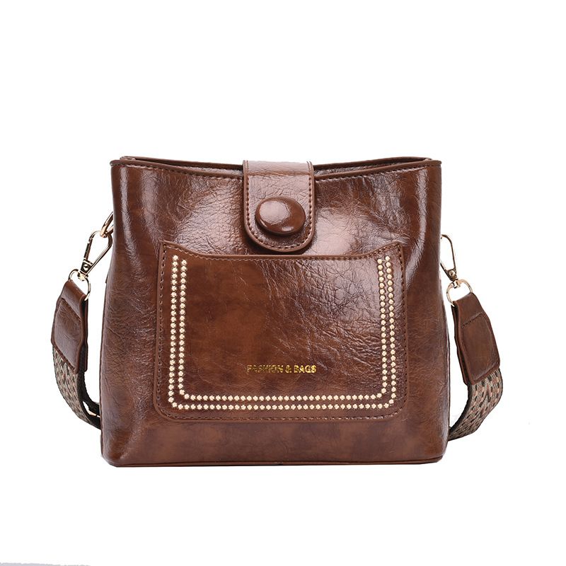 Unique design with a sense of luxury, 2024 new versatile and minimalist single shoulder dional cross portable bucket_voghion.com