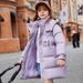 Piumino lungo per ragazze - Imbottito con piumino d'anatra bianco al 90%, giacca invernale di media lunghezza con cappuccio, morbido rivestimento in poliestere, eleganti colori a tinta unita_voghion.com