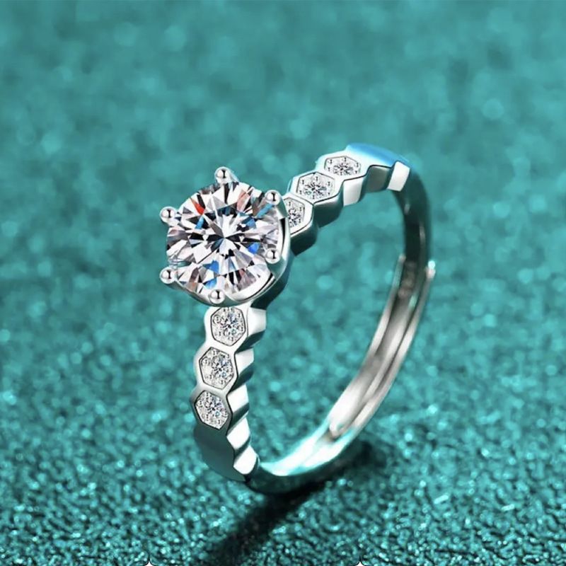 Live-Streaming Heißer Verkauf Moissanite Honeycomb Ring Klassische Sechs-Zinke Ein Karat Einstellbare Paar Ringe Für Frauen_voghion.com