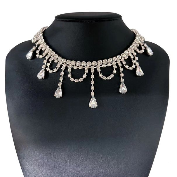 Sparkling diamond high end necklace clavicle chain choker fashionable and simple necklace_voghion.com