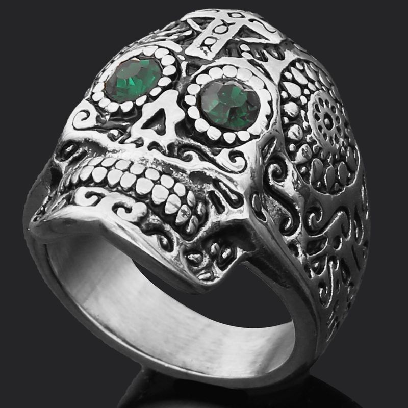 Anello da uomo in acciaio al titanio con runa e teschio del martello di Thor vichingo_voghion.com