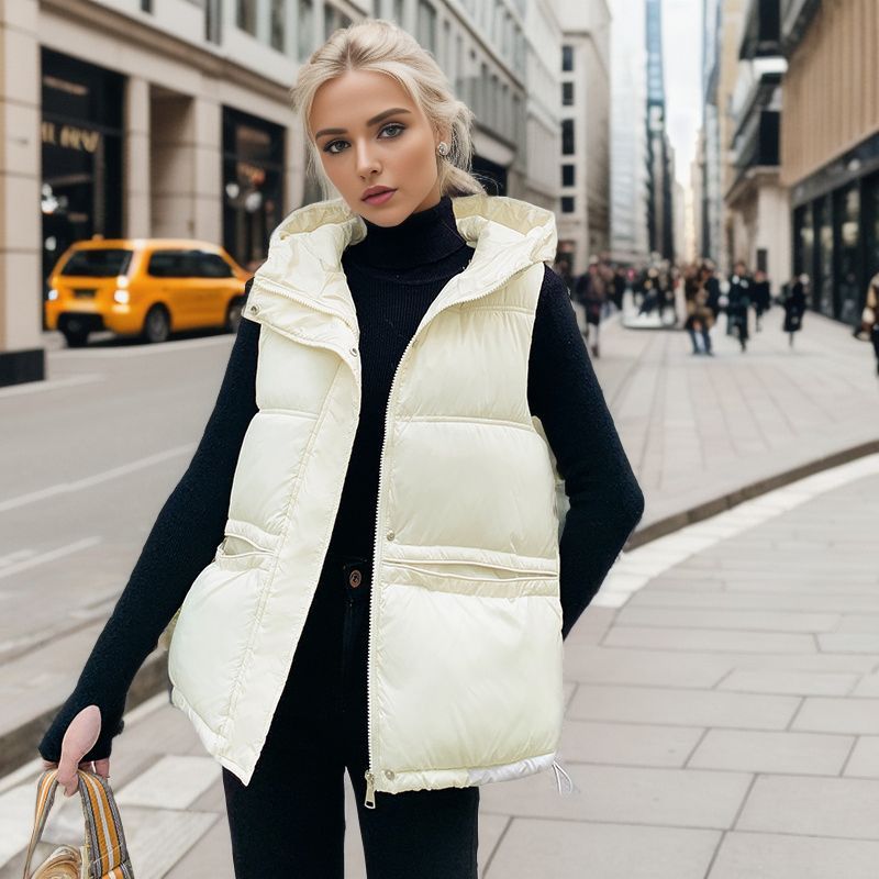 Gilet corto da donna alla moda con cappuccio con gilet e giacca_voghion.com