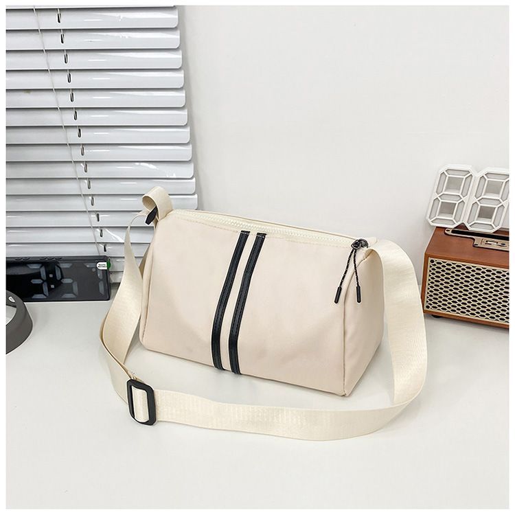 Sac à bandoulière haut de gamme, décontracté et polyvalent, léger, en nylon, à larges bretelles, pour homme, petit sac carré à la mode_voghion.com