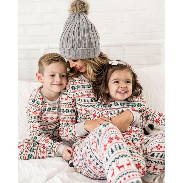 Conjunto de pijama aconchegante para a família, combinando com o Natal – Pijama 100% algodão para festas de fim de ano, para adultos e crianças (manga comprida, vermelho clássico e azul-marinho)_voghion.com