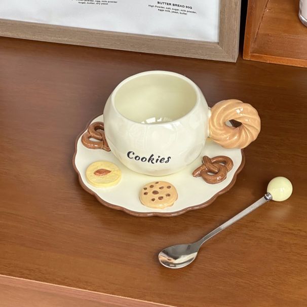 Kaffeetasse im böhmischen Kokosnuss-Stil – Handgefertigte Keramiktasse mit strukturiertem Muscheldesign | Künstlerische Milchtee- und Latte-Tasse für Zuhause und das Café_voghion.com