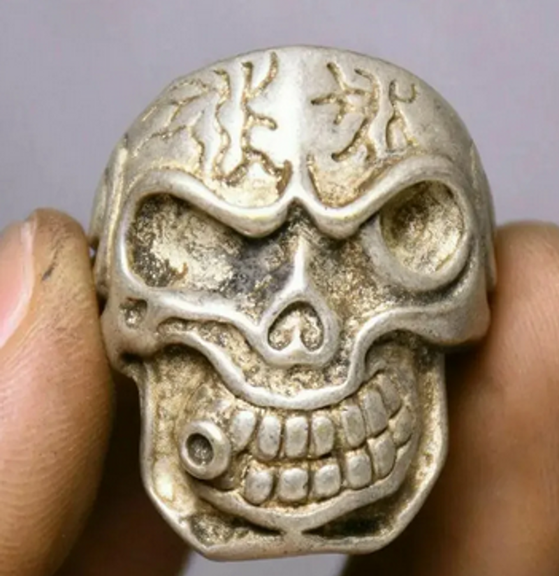3CM Old Chinese Silver primitive man Skull Head skeleton crossbones Ring_voghion.com