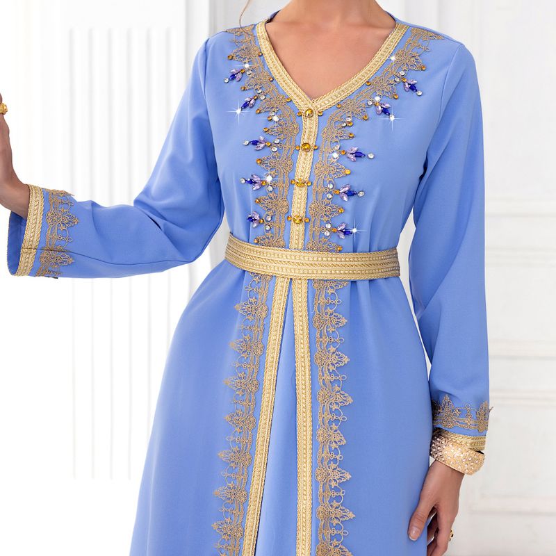BA9028 abito lungo in due pezzi finto a maniche lunghe cucito a mano con fettuccia azzurra, abito lungo elegante e alla moda da viaggio primaverile_voghion.com