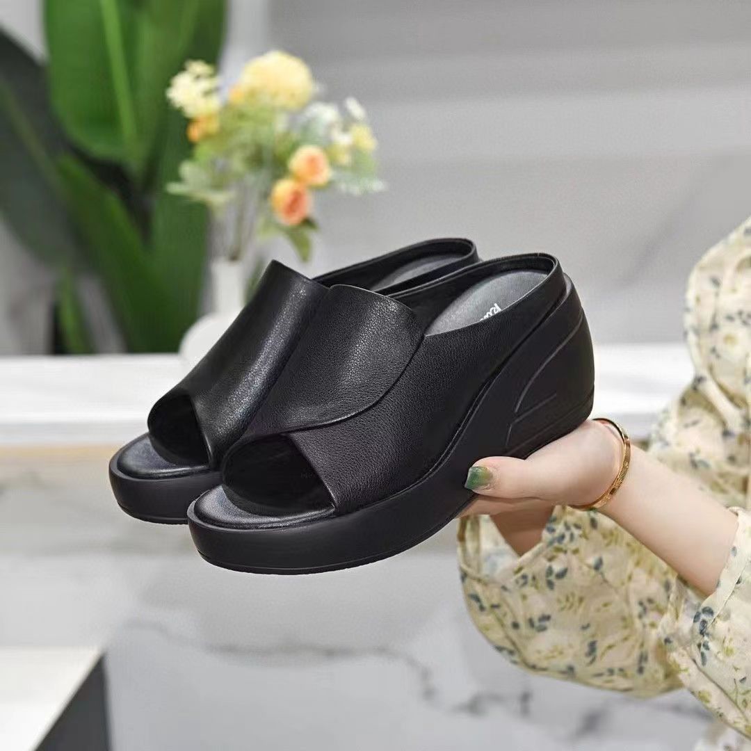 Women's Platform Flatform Sandals For Outdoor Wear, 2025 Summer New Style, High-Heel Fashion, Height-Increasing Wedge Soft Leather Shoes_voghion.com
