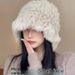 Cappello in peluche bianco da donna in vero pelo di coniglio in autunno inverno per tenersi al caldo e mostrare il viso, l'orecchio piccolo_voghion.com