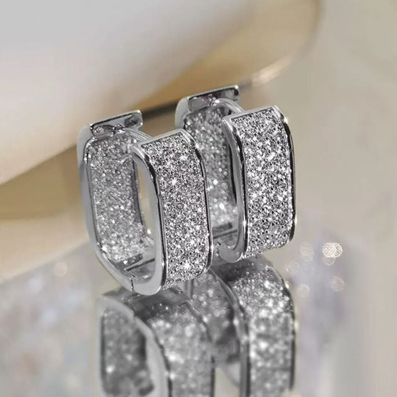 Orecchini a cerchio con ciondolo a forma di U intarsiato con diamanti finti di lusso alla moda, in oro rosa e rivestimento color platino, per donne e signore_voghion.com