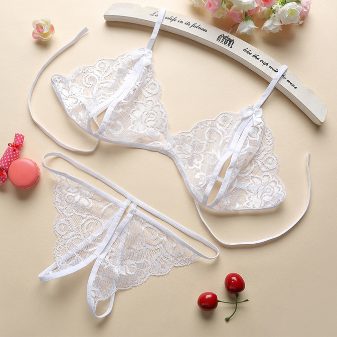 Set di lingerie sexy con lacci Set da donna caldo esotico con apertura sul cavallo Biancheria intima trasparente Fasciatura perizoma Bikini Set a tre punte_voghion.com