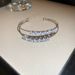 Bracciale rigido con fiocco in zircone per donna, bracciale con ciondolo di lusso di alta qualità coreano, accessori delicati per matrimonio e personalità alla moda_voghion.com