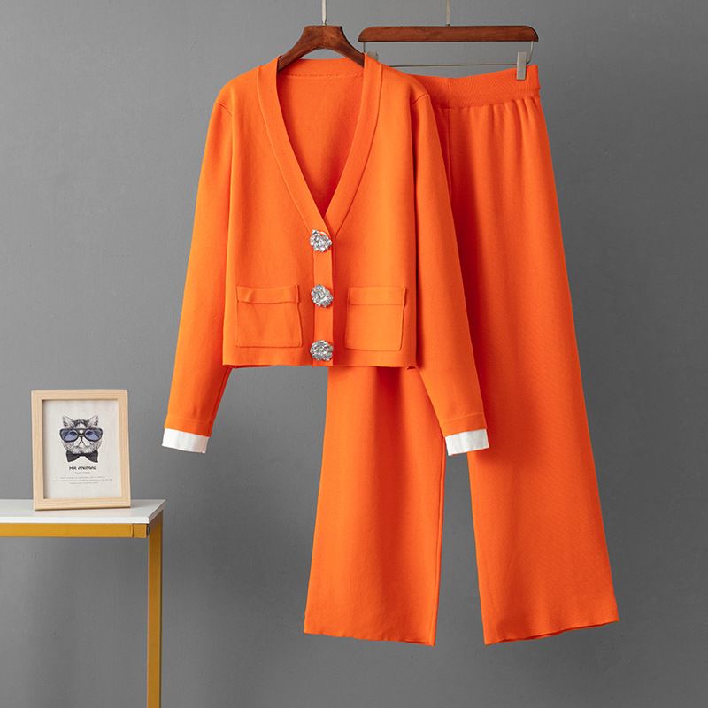 ​​Women's Statement Knit Suit Set – Crystal-Button Blazer Sweater + Tailored Trousers Office-to-Cocktail Rayon Blend With Floral Motif​​_voghion.com