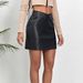 Jupe courte en cuir PU pour femmes, mode, taille en V, fermeture éclair, jupe en cuir_voghion.com