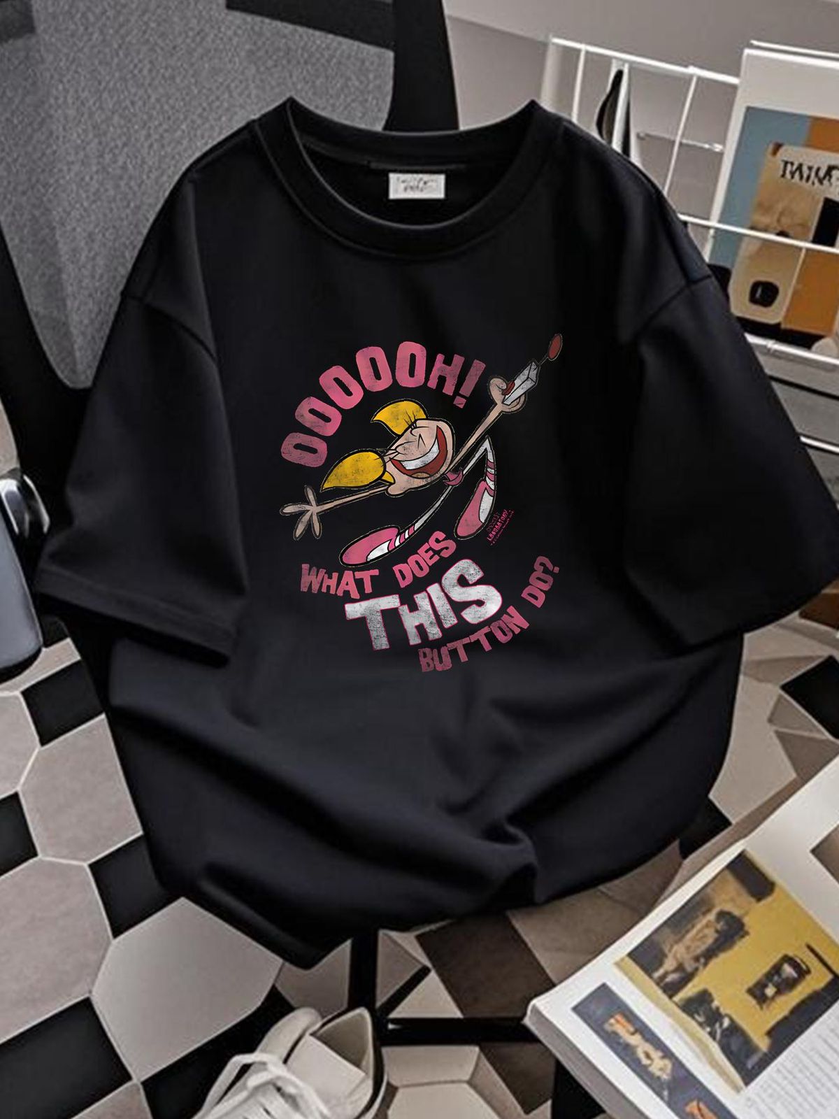 BEST PICE Heißer Verkauf Dexter Laboratory Dee Button T-Shirt S 5XL Freies Shippng Designer Kleidung Stilvolle Gestreckt Etwas Weich Bequem Mode_voghion.com