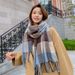 Sciarpa scozzese in cashmere extra large e spessa per donna, autunno inverno 2025, scaldacollo coreano Dongdaemun per studenti all'ingrosso_voghion.com