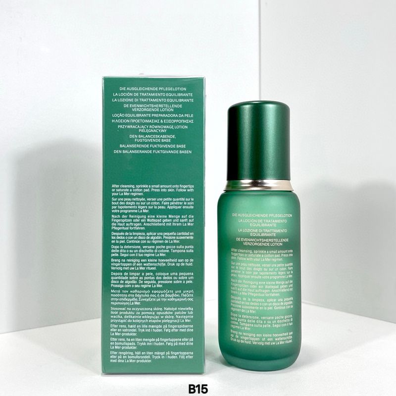 Nuova versione dell'acqua essenziale luminosa Mystery of the Sea Blue da 150 ml, rimuove il sebo e deterge, idrata e lenisce le texture sottili._voghion.com