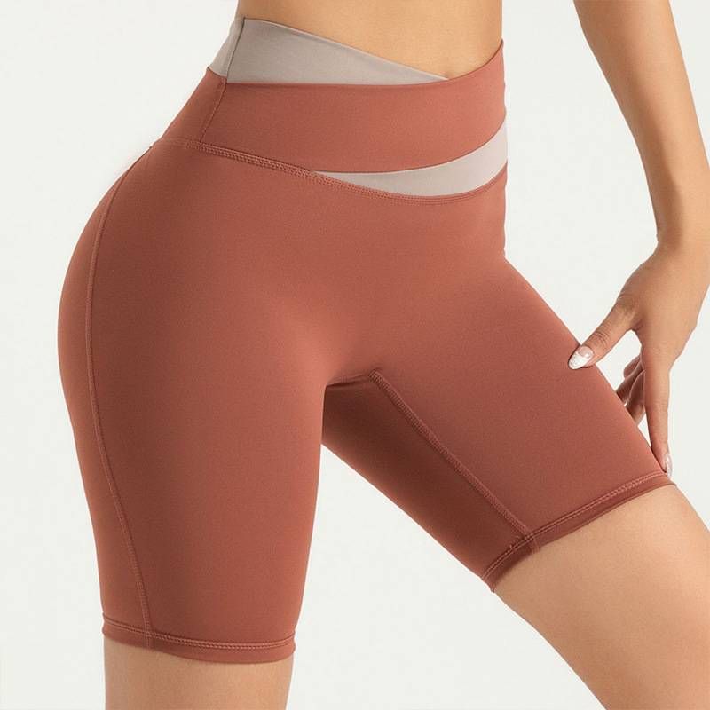 Shorts esportivos femininos europeus - Shorts de treino sem costura e com sensação de nudez para ioga e pilates_voghion.com